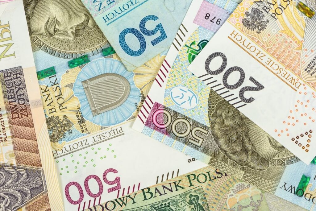 Odszkodowanie za zwolnienie - banknoty